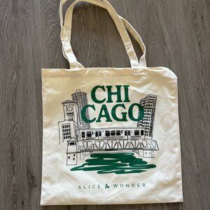 NEW Alice & Wonder Chicago St. Patrick's Day Tote Bag - Green / White